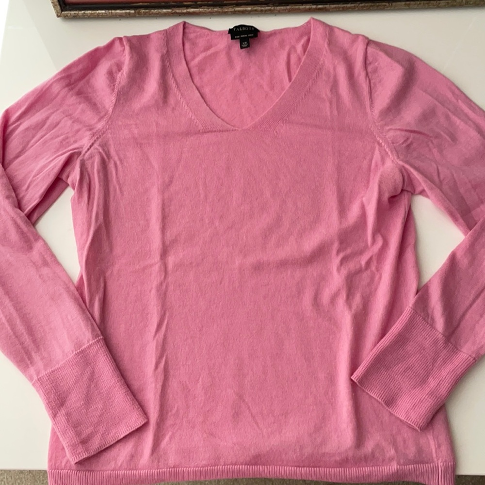 Talbots xs v-neck merino wool sweater pink
